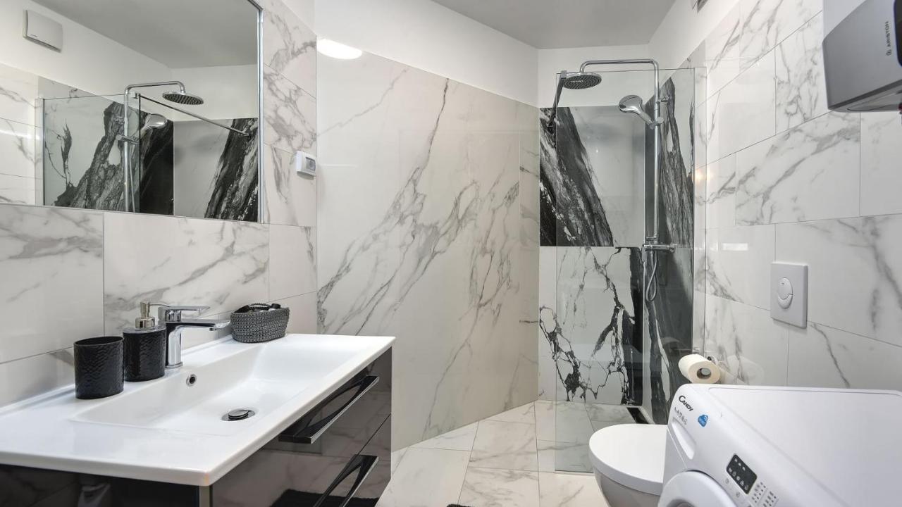 Exclusive Pula City Apartments Kültér fotó